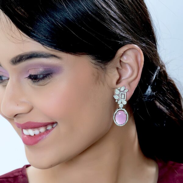 KD-CZER-061200-C-2.jpg KD-CZER-061200-C-2.jpg