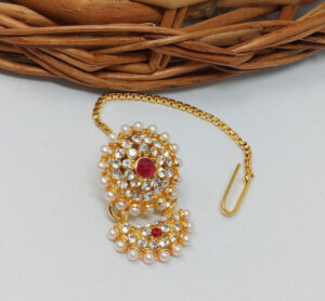 Embrace Tradition: Rajputi Borla Maang Tikka