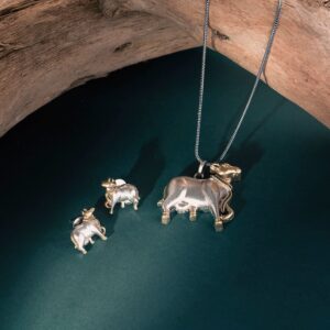Hindu Idol Spiritual Chain Pendant of Nandi Cow Jewellery Set