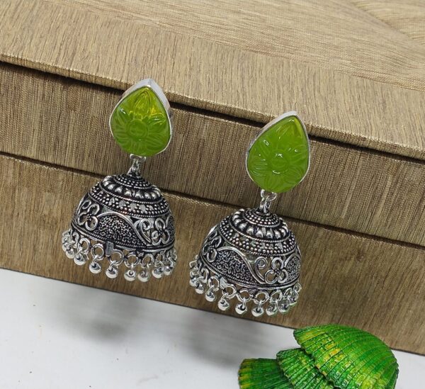 TREAR3895A.jpg TREAR3895A.jpg